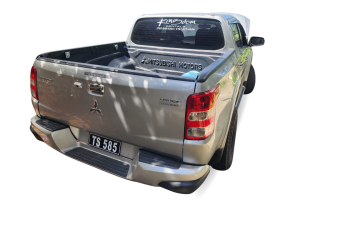 Rent Mitsubshi Triton Double Cab 